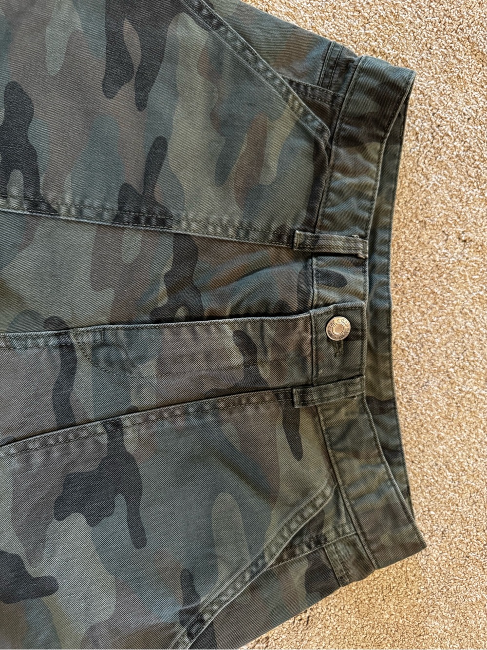 GAP Olive Green Cargo Barrel Pants - Picture 8 of 10